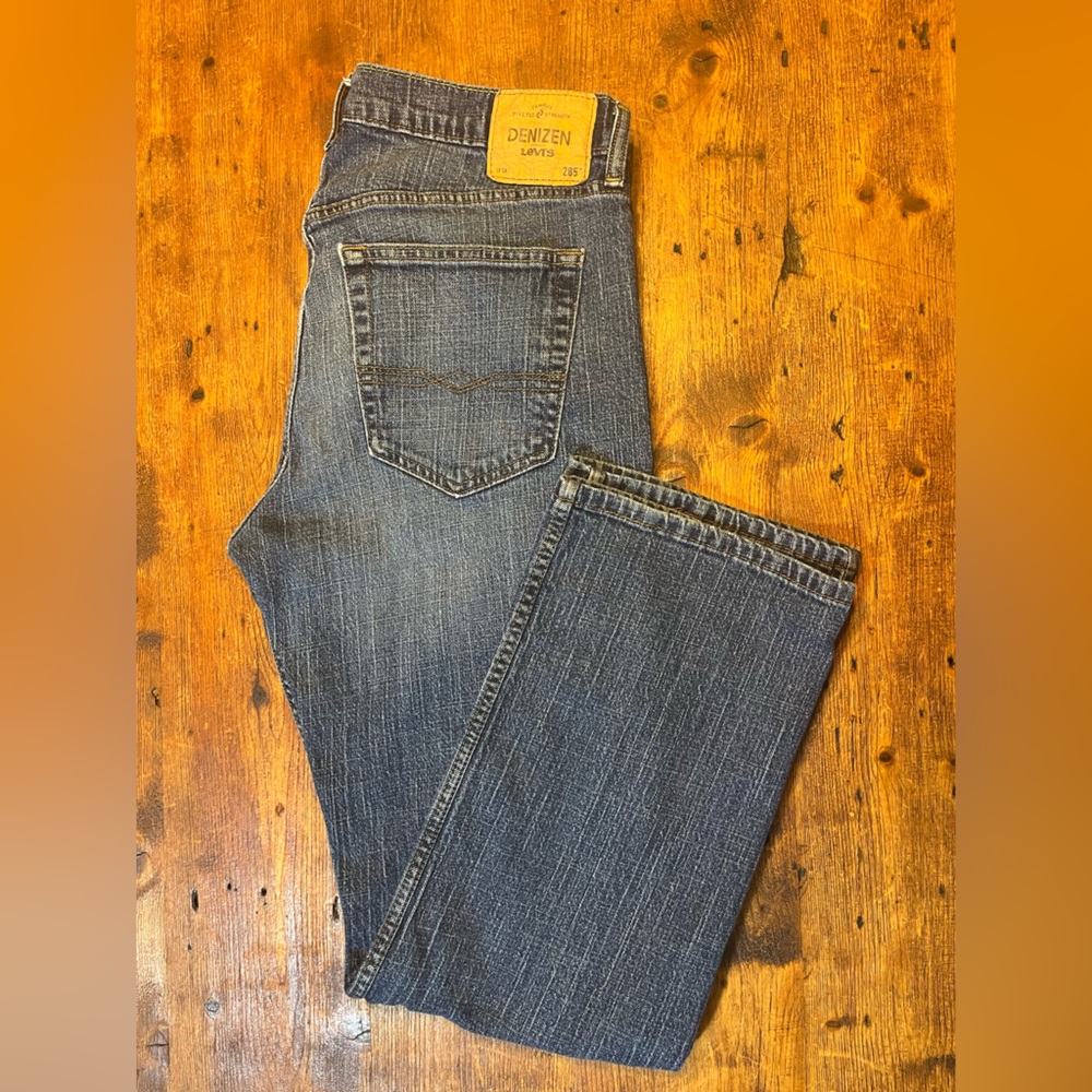 Mens 285 Relaxed Fit by Denizen from Levi’s